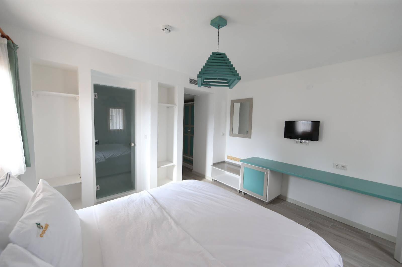 White Orange Hotel Измир Екстериор снимка